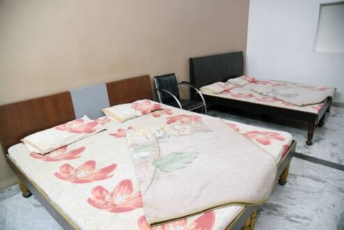 Guru Kripa Guest House, Amritsar 5